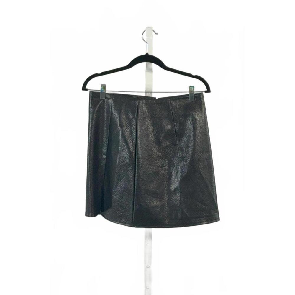 NWT Old Navy Women's Black Faux Leather Mini Skirt Size M